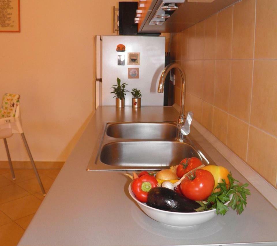 Apartment Suzy With Private Parking Fazana Exterior photo